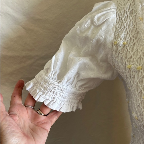 FREE PEOPLE CECELIA SMOCKED EMBROIDERED FLORAL CROPPED TOP SZ M - Picture 3 of 16